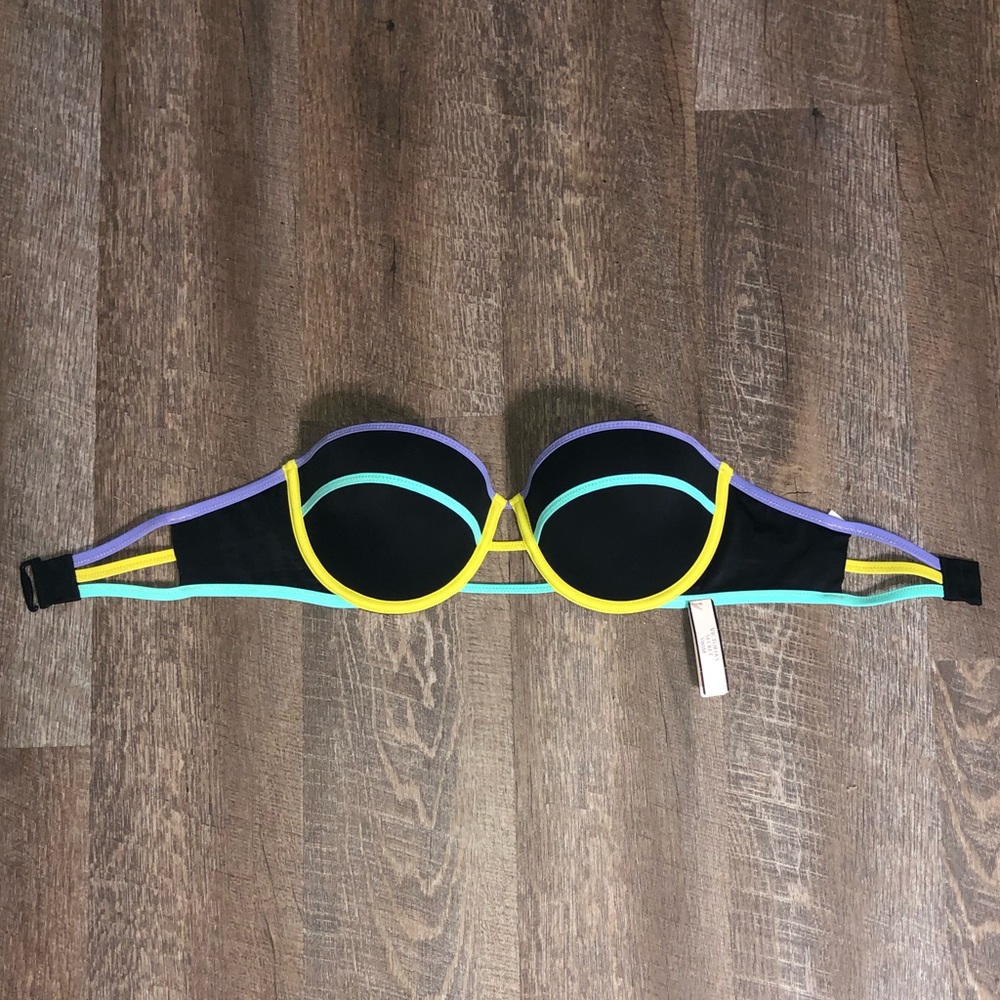 Victoria’s Secret Swim Top 34D NWT